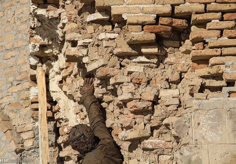 اهواز| اثر تاریخی خانه فیروزه‌ای دزفول تخریب شد
