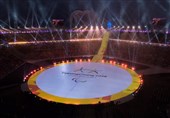 پارالمپیک زمستانی 2018| رژه کاروان ایران با پرچمداری اسکی‌باز نابینا در مراسم افتتاحیه + تصاویر