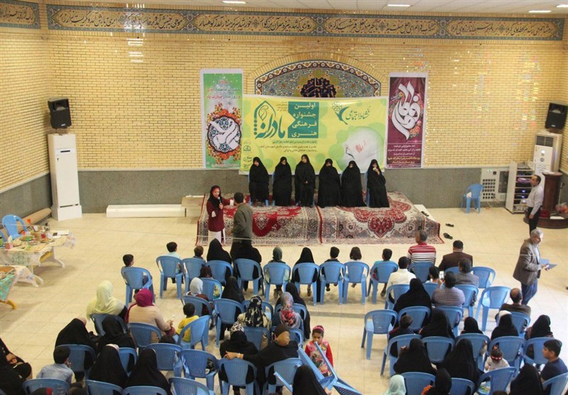 بوشهر| جشنواره فرهنگی اجتماعی مادرانه در گناوه اجرا شد