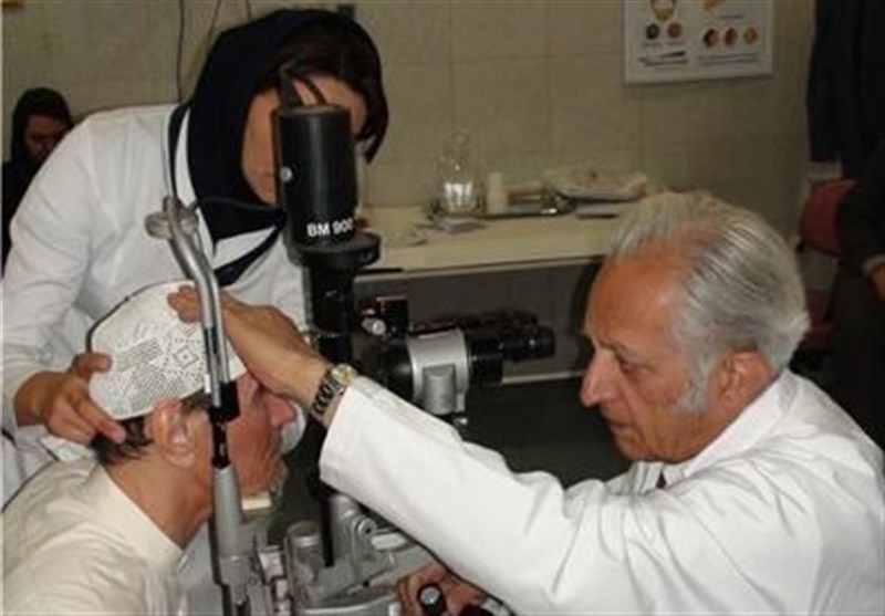 شیراز| پیکر پدرچشم پزشکی ایران در آمریکا تشییع شد