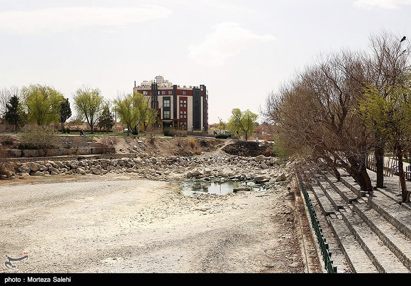 اصفهان| شروط جاری شدن آب در زاینده‌رود برای کشت دوم کشاورزان