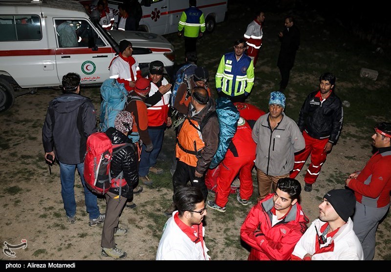 Iranian Rescuers Retrieve Bodies From Turkish Doomed Jet (+Photos ...