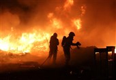 آتش‌سوزی گسترده در کارگاه 2 هزار متری جاده خاوران
