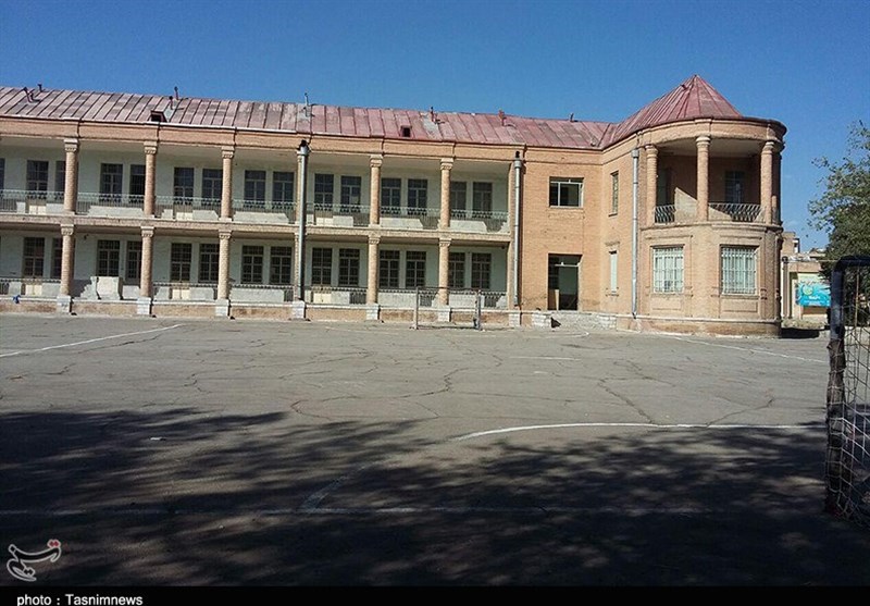 دبیرستان خاتم‌الانبیاء استان مرکزی با سرمایه‌گذاری 3 میلیارد تومانی آماده بهره‌برداری است