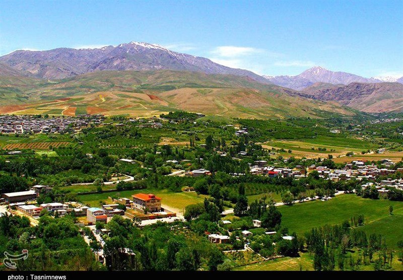 لرستان| سفر نوروزی به شهر فرزانگان؛ از چشمه سارهای تماشایی تا باشکوه‌ترین بناهای تاریخی بروجرد + تصاویر