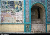 میراث تاریخی کرمانشاه در آستانه نابودی؛ آب تکیه معاونالملک را محاصره کرد +تصاویر