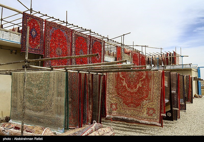 شست‌و‌شوی ویژه فرش با انواع شامپوهای خارجی در شیراز صحت ندارد