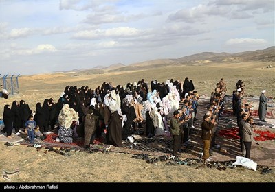 اقامه نماز باران در روستای آبشینه همدان