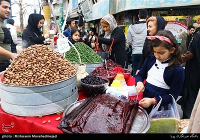 نوروز کی آمد پر ایران کے بازاروں میں گہما گہمی