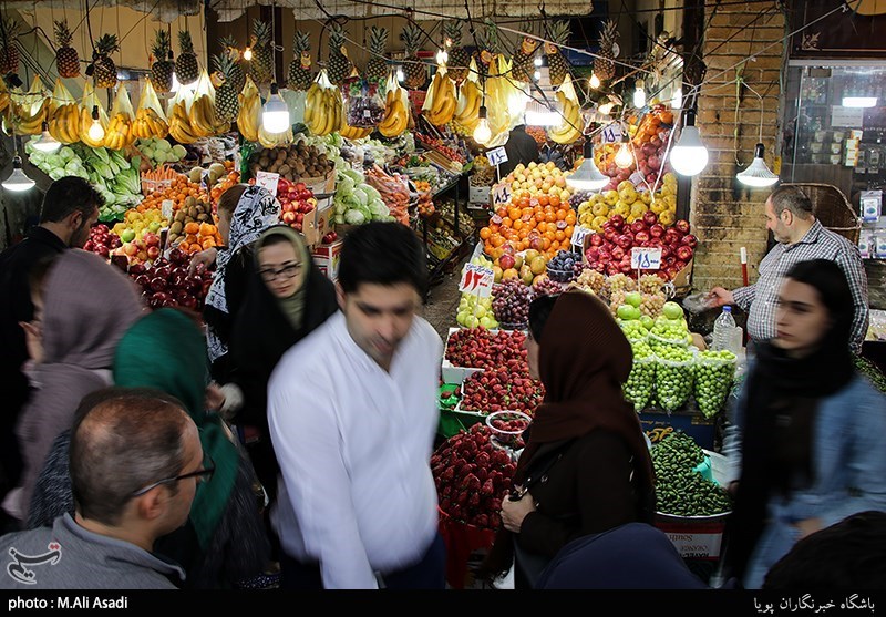 گزارش تسنیم از بازار آشفته میوه در کردستان؛ چه کسانی مسئول گرانی و چندنرخی بودن میوه هستند؟