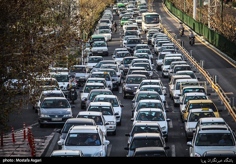 قزوین| ترافیک سنگین در محورهای مواصلاتی استان قزوین