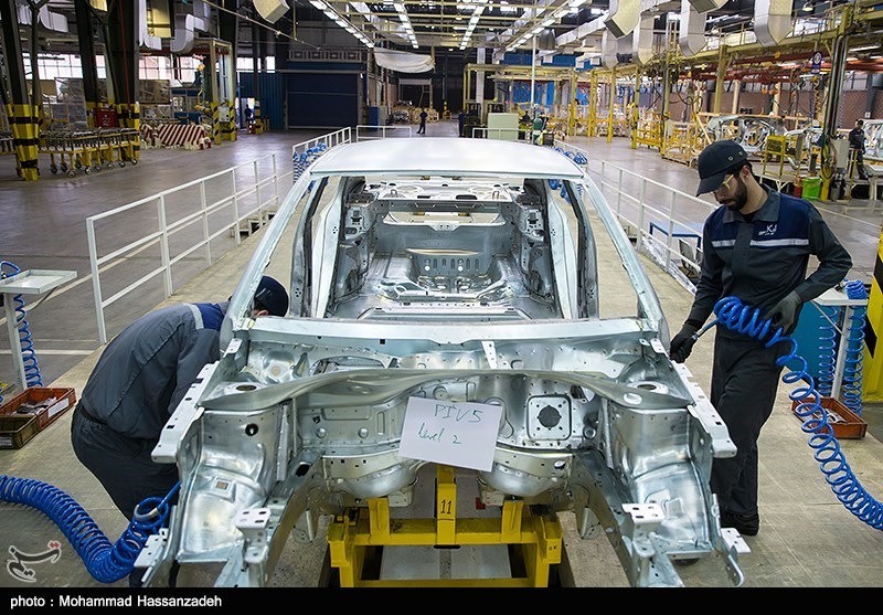 300 سازنده ایرانی محصول 301 را می سازند