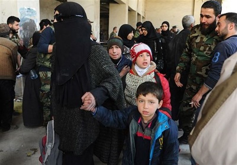 ロシア、日曜日にシリアのGhoutaを残した2万人以上の人々