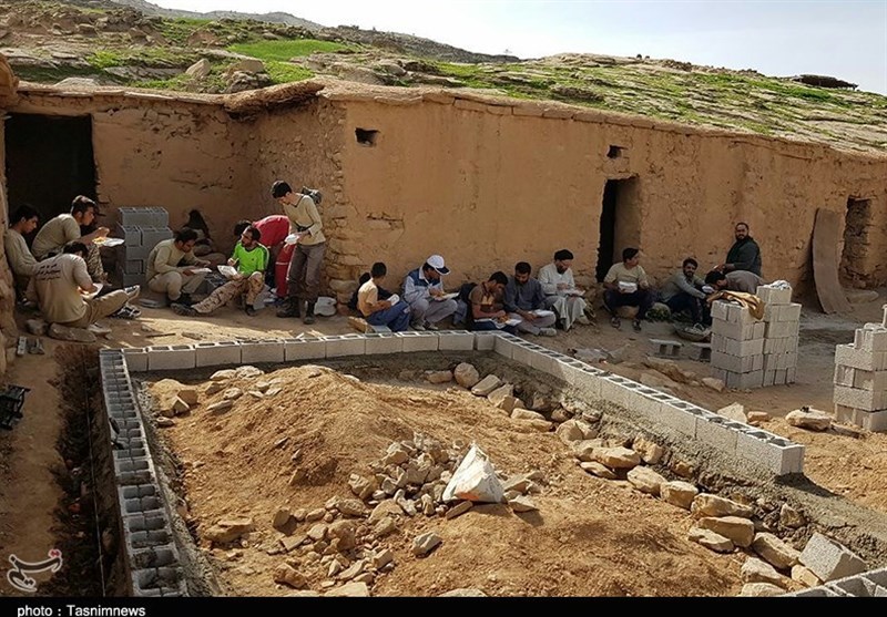 خوزستان| رفع محرومیت نشسته بر چهره روستاهای ایذه توسط گروه جهادی ثامن‌الائمه(ع)