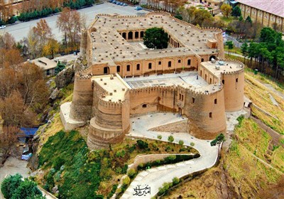  ارسال پروندۀ ثبت جهانی قلعه «فلک‌الافلاک» به یونسکو/ ۱۶ نوع خوراکی لرستان ثبت ملی شد 