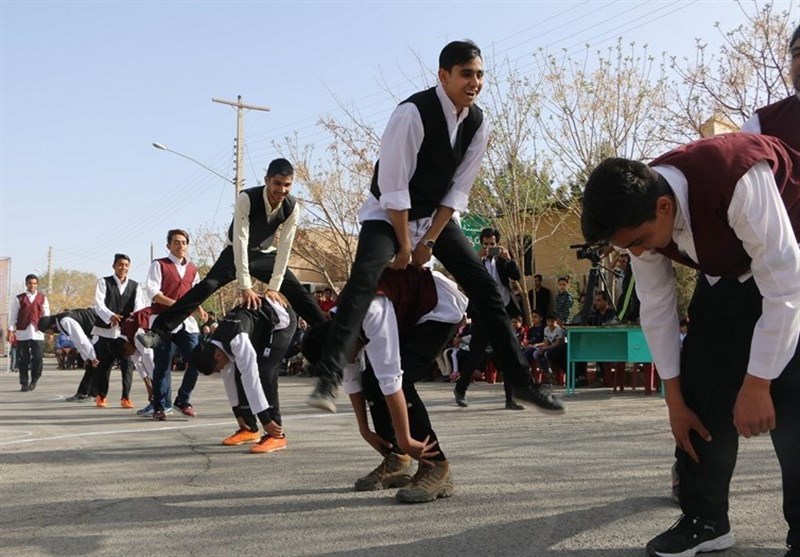 کرمان| جشنواره نوروزی دیلمقانی در روستای احمدآباد زرند به روایت تصویر