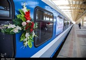 سمنان|نخستین قطار گردشگری وارد استان سمنان شد