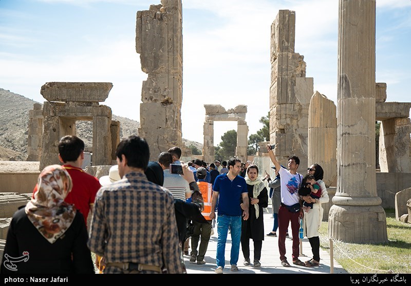 شیراز| بازدید از اماکن تاریخی استان فارس نوروز امسال 20 درصد افزایش یافت