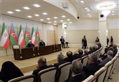 روحانی:حل مشکلات منطقه تنها با گفتگو‌های سیاسی امکان پذیر است