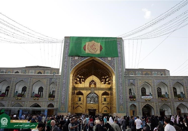 مشهد|بانوی کره‌ای در حرم رضوی به دین اسلام مشرف شد