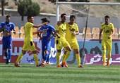 لیگ برتر فوتبال|شکست یک نیمه‌ای استقلال مقابل نفت تهران با گل مدافع پرسپولیسی