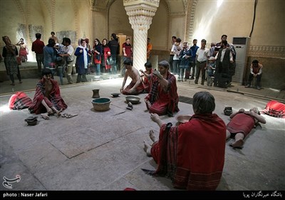 مسافران نوروزی در شیراز