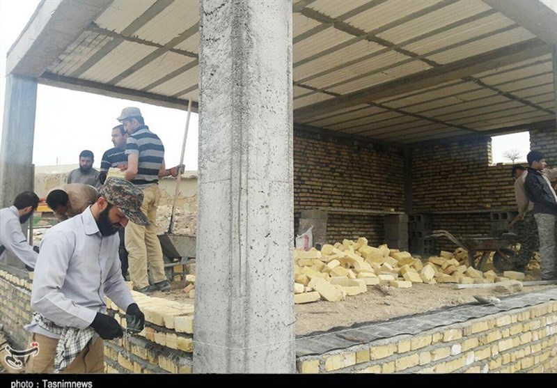 قزوین| 19 گروه جهادی در مناطق زلزله زده کرمانشاه خدمت‌رسانی کردند