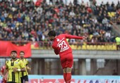 لیگ برتر فوتبال|پیروزی سپیدرود و سایپا و تساوی سه دیدار در پایان نیمه اول