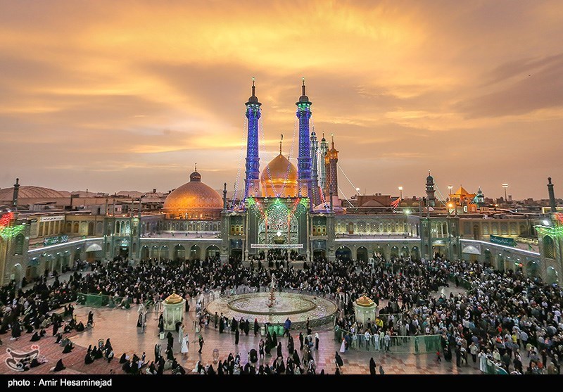 Shrine of Fatima Massumeh in Iran&apos;s Qom