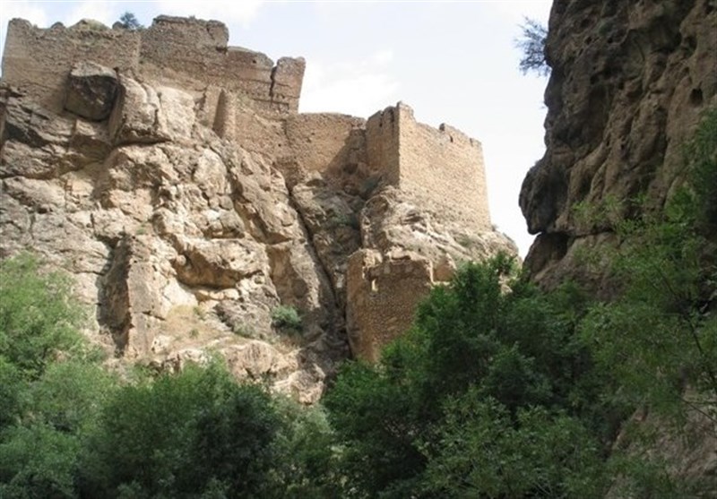 مازندران| "ملک بهمن" قلعه ای بزرگ در لاریجان مازندران - تسنیم