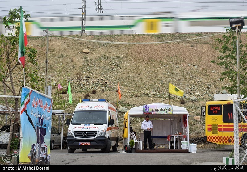 200 پایگاه جاده‌ای و شهری اورژانس در محورهای مواصلاتی استان فارس مستقر شدند