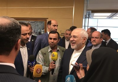 ظریف: روابط خوبی در بخش اقتصادی با سنگال داریم ظریف: روابط خوبی در بخش اقتصادی با سنگال داریم