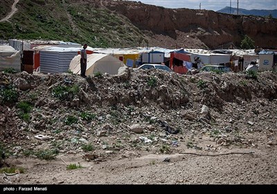 آلودگی محیط اطراف اسکان موقت زلزله زدگان سرپل ذهاب