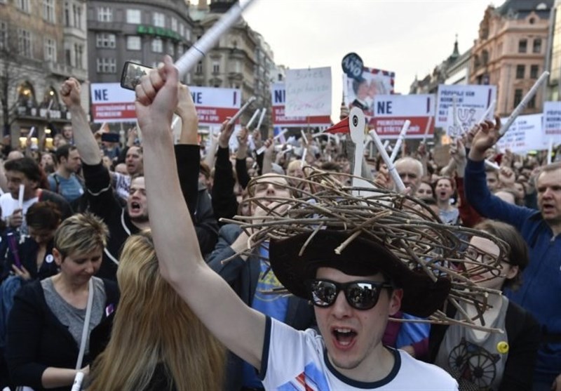 Thousands Rally in Czech Republic against Incumbent PM Andrej Babis