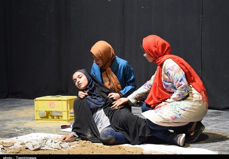 2 نمایش به مناسبت هفته هنر انقلاب اسلامی در مساجد شیراز اجرا می‌شود