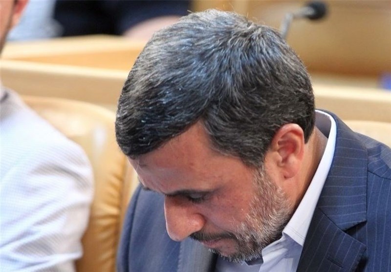 اراک| استاندار مرکزی در دولت نهم و دهم: غوغاسالاری احمدی‌نژاد ‌‌قابل پذیرش نیست