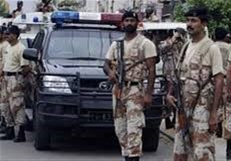 کراچی میں ملک دشمن عناصر کے خلاف آپریشن جاری، مزید17 شرپسند اسلحہ اور منشیات سمیت گرفتار