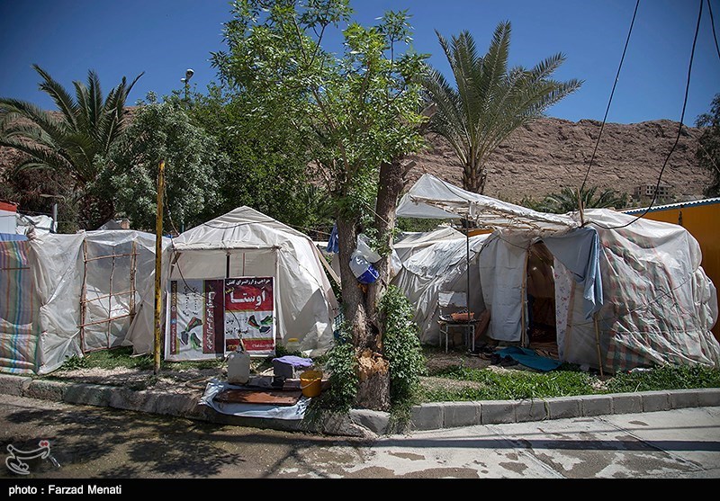 کرمانشاه| زلزله‌زدگان گرفتار روند کند بازسازی منازل مسکونی و عدم شفافیت در پرداخت وام‌ها