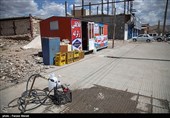 کرمانشاه| نقاطی از شهر زلزله‌زده سرپل‌ذهاب آنتن‌دهی موبایل ندارد ‌
