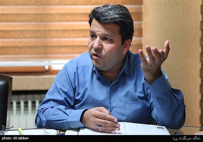 تهیه کننده "به وقت شام" در گفتگوی تفصیلی با تسنیم: هنرمندان انقلابی را با واژه ارگانی ترور میکنند تهیه کننده "به وقت شام" در گفتگوی تفصیلی با تسنیم: هنرمندان انقلابی را با واژه ارگانی ترور میکنند