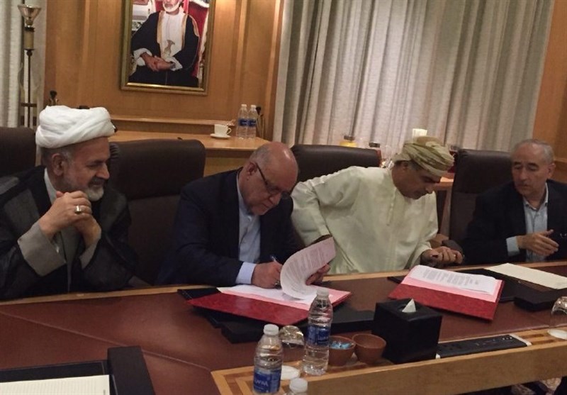سفر زنگنه به مسقط/توافق دو مرحله‌ای برای خط لوله گاز ایران به عمان