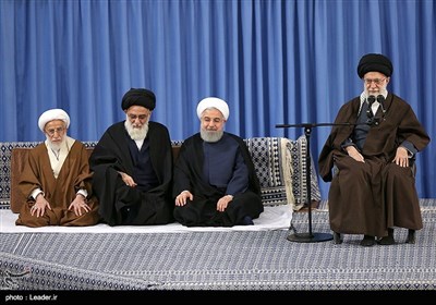 Iranian Officials, Muslim Diplomats Meet Leader in Tehran
