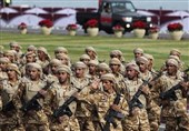 مقام اماراتی: کاهش نیروهای‌ ما در یمن با توافق عربستان انجام شده است