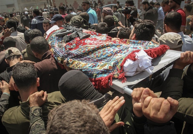 ثلاثة شهداء واصابة 883 آخرین فی الجمعة الخامسة لمسیرة العودة شرق غزة