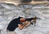 گزارش خبرنگار تسنیم در سوریه|آمادگی ارتش برای سرکوب داعش در الیرموک/صدها کشته و زخمی در درگیری بین تروریست‌ها