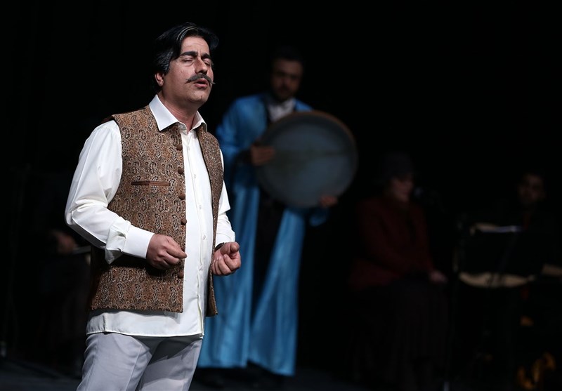 آوازهای مهیار شادُروان در نخستین اپرت ایرانی پس از انقلاب