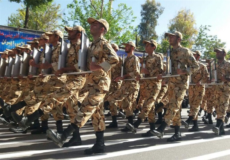 رژه مقتدرانه نیروهای مسلح استان فارس ‌برگزار شد‌