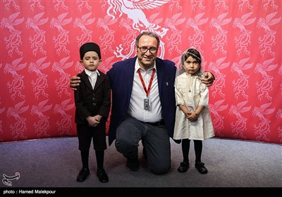 کودکان حاضر در پوستر سی‌وششمین جشنواره جهانی فیلم فجر
