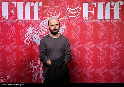 علی مصفا بازیگر فیلم درساژ در اولین روز سی‌وششمین جشنواره جهانی فیلم فجر