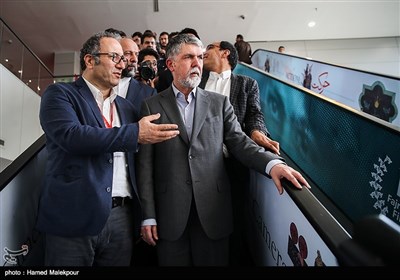 بازدید سیدعباس صالحی وزیر فرهنگ و ارشاد اسلامی از سی‌وششمین جشنواره جهانی فیلم فجر